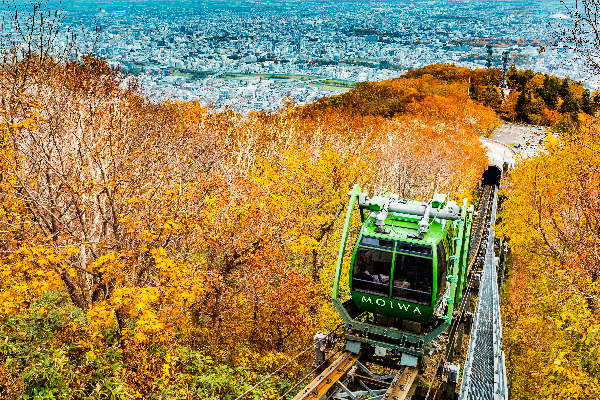 Mini Cable Car – Sapporo Mt. Moiwa Ropeway
